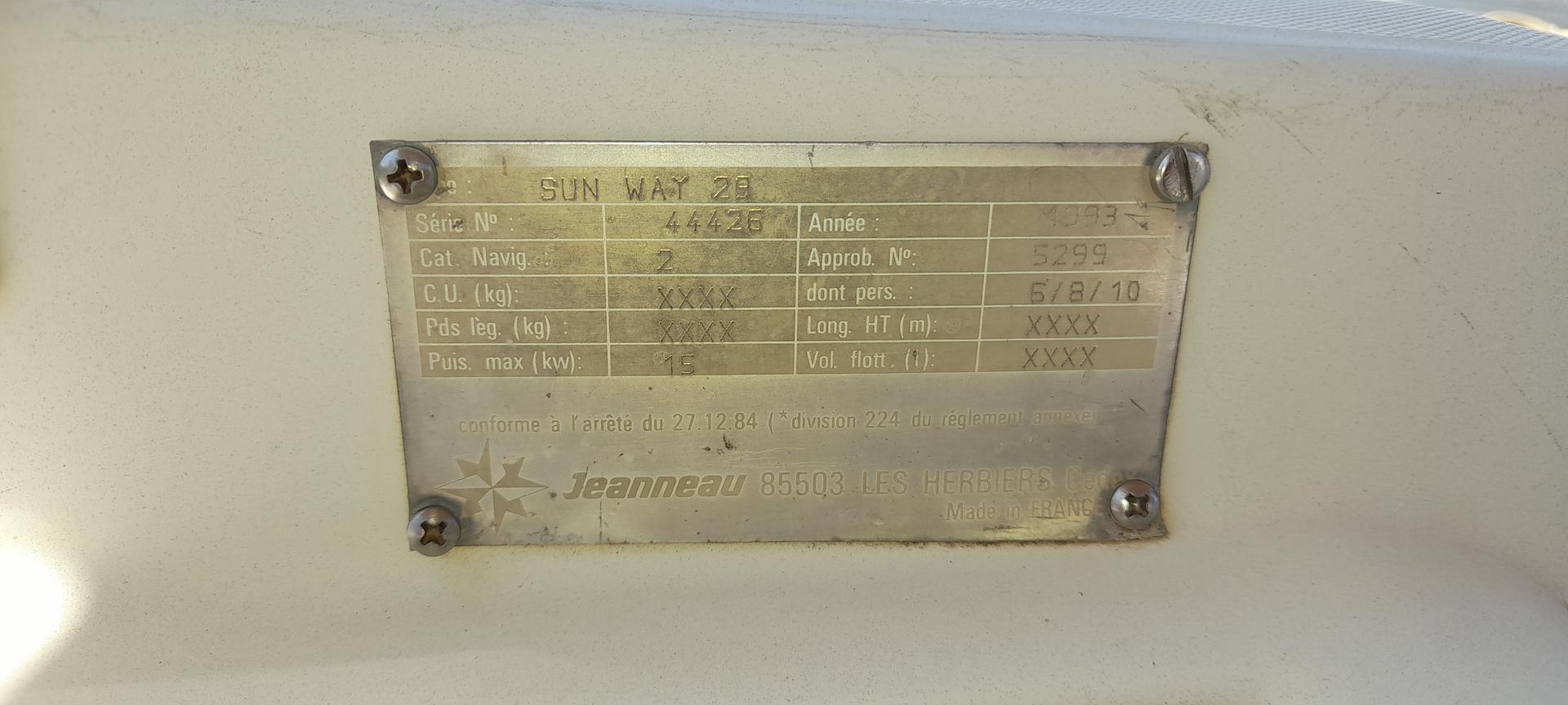 slider 12 Jeanneau Sun Way 29